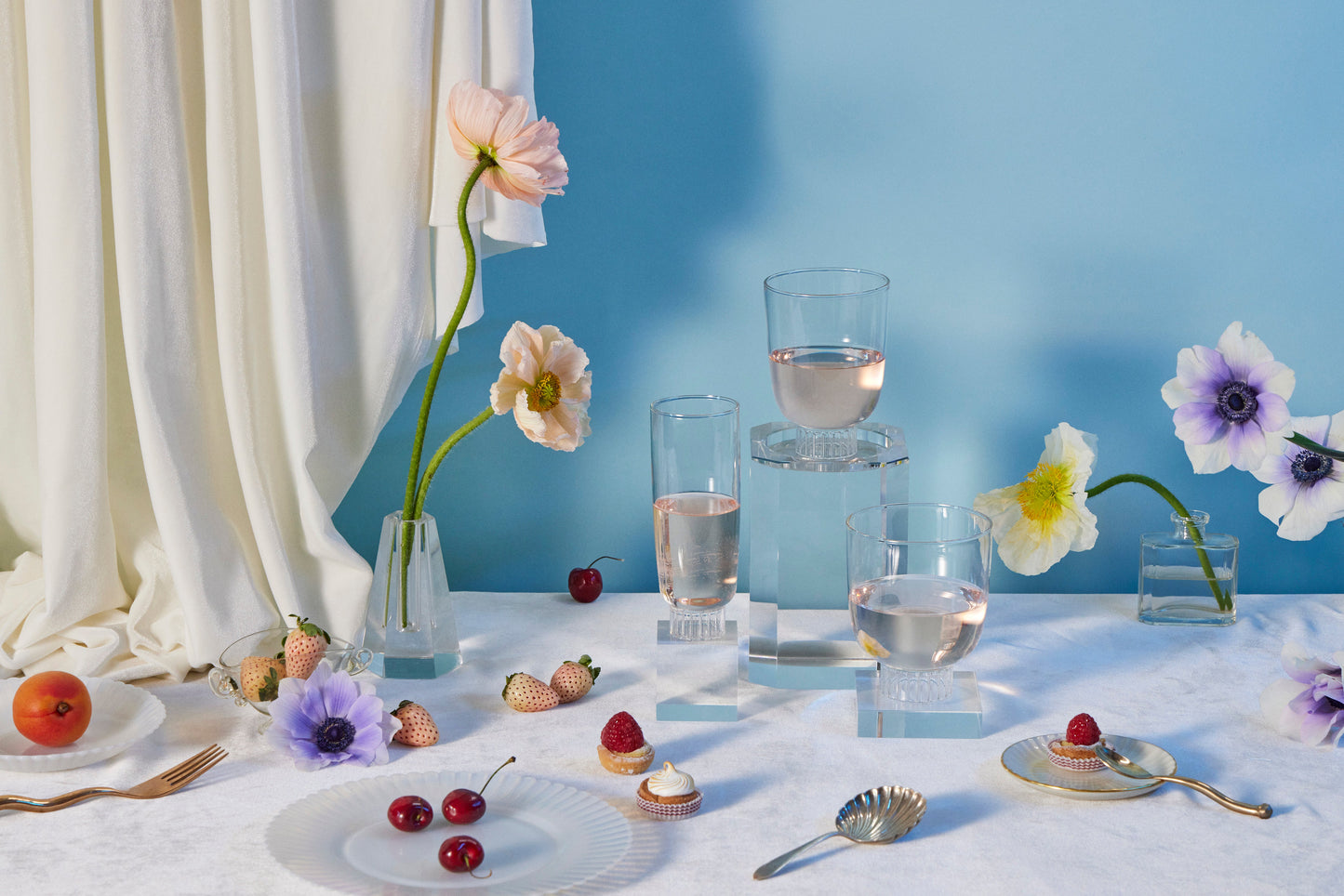 Elegant Colored Champagne Flutes Set of 4 – Blue, Pink & Clear