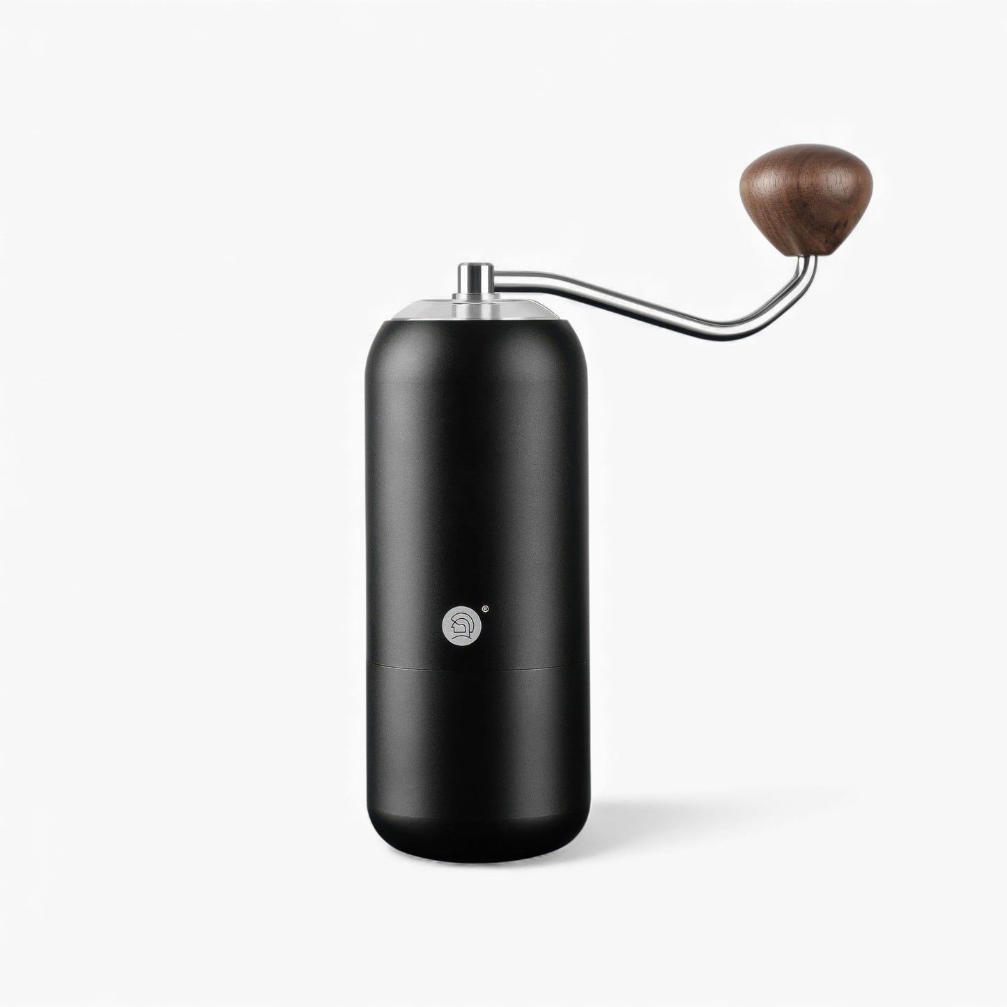 Z7 Manual Coffee Grinder for Pour-Over: black compact grinder with wooden ergonomic crank.